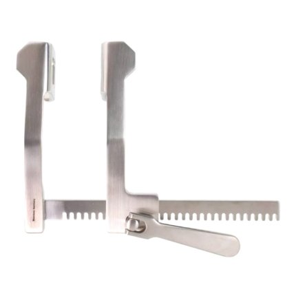 Dermatology & Holloware 6″ Finochietto Rib Spreader – 40x30mm Spread