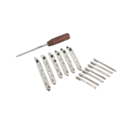DHS 135° Locking Plate (Dynamic Hip Screw Plate) – 12.5mm Leg Screws